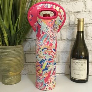 !SOLD! LILLY PULITZER neoprene wine tote sleeve carrier